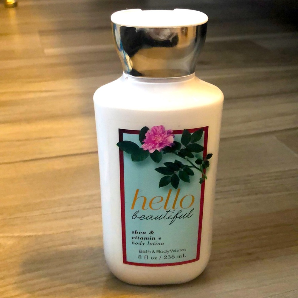 Bath and body works hello beautiful lotion